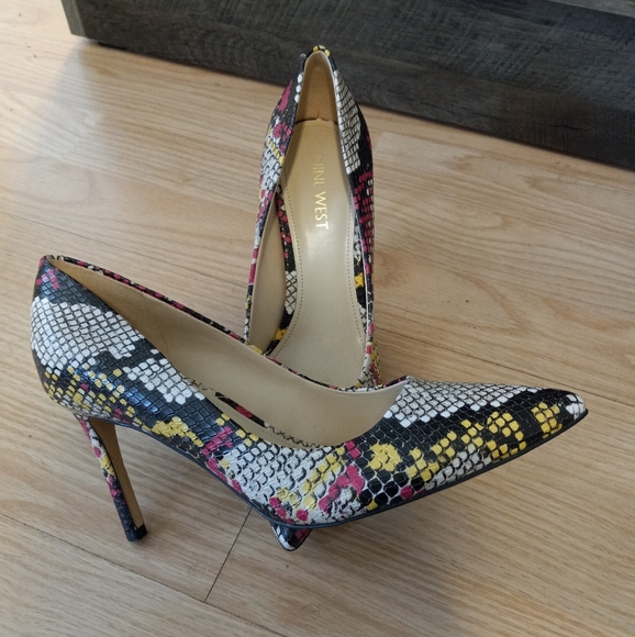 Nine West Shoes - Nine West Multi Snakeskin Heels
